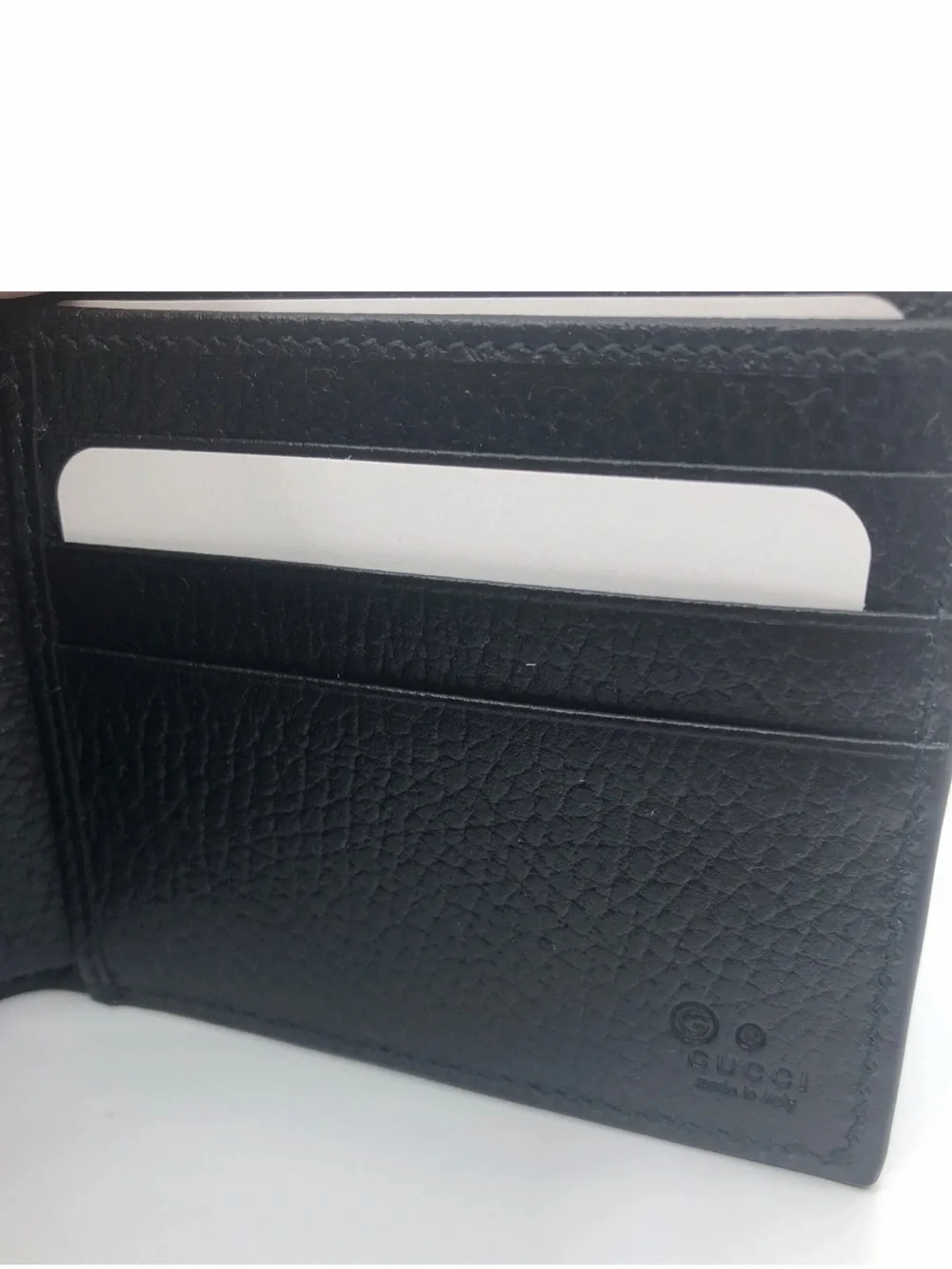 Gucci Men's Black Bifold Wallet Solid Logo Accent Credit Card Feature